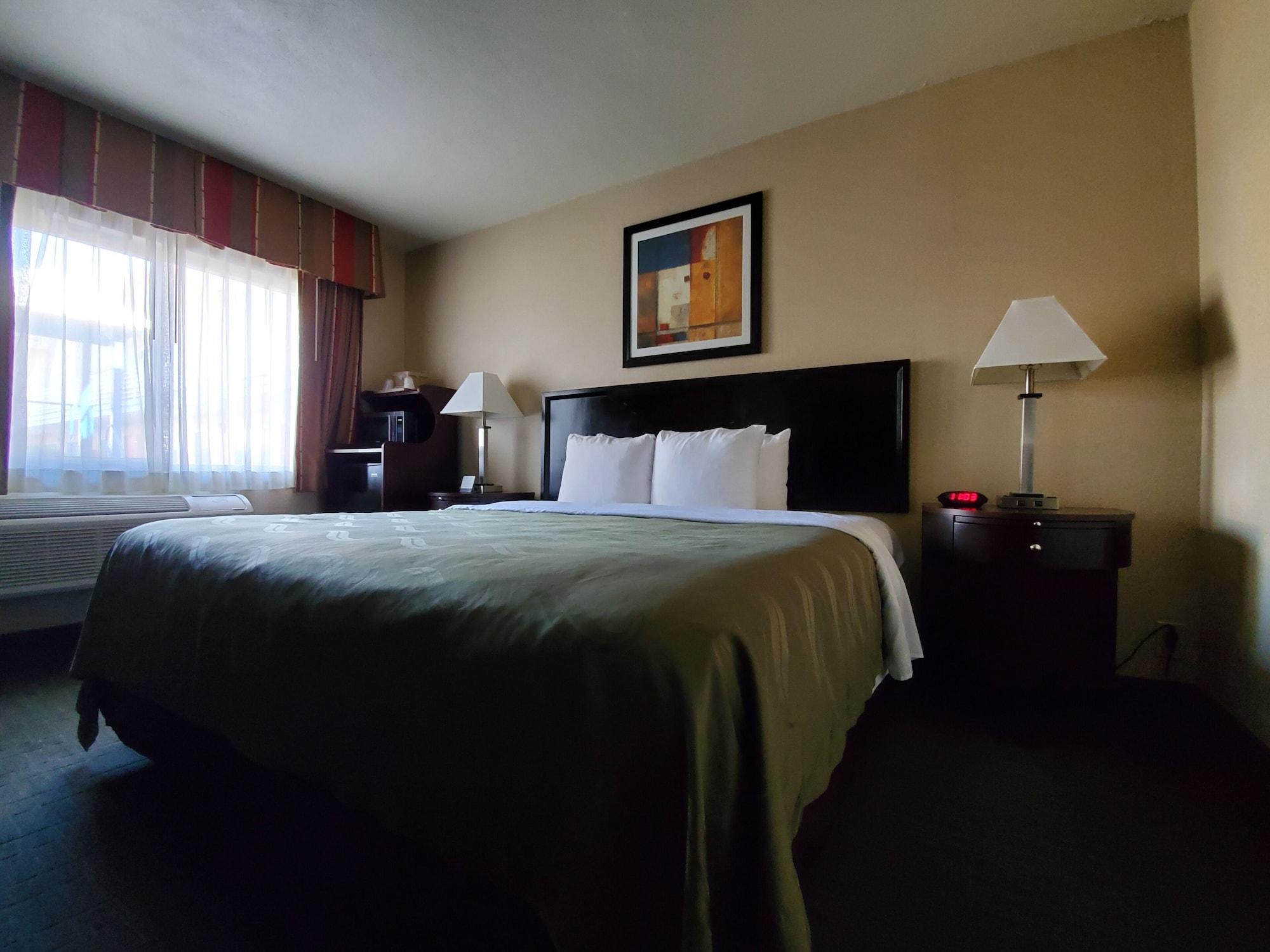 Quality Inn & Suites Anaheim At The Park Exterior foto