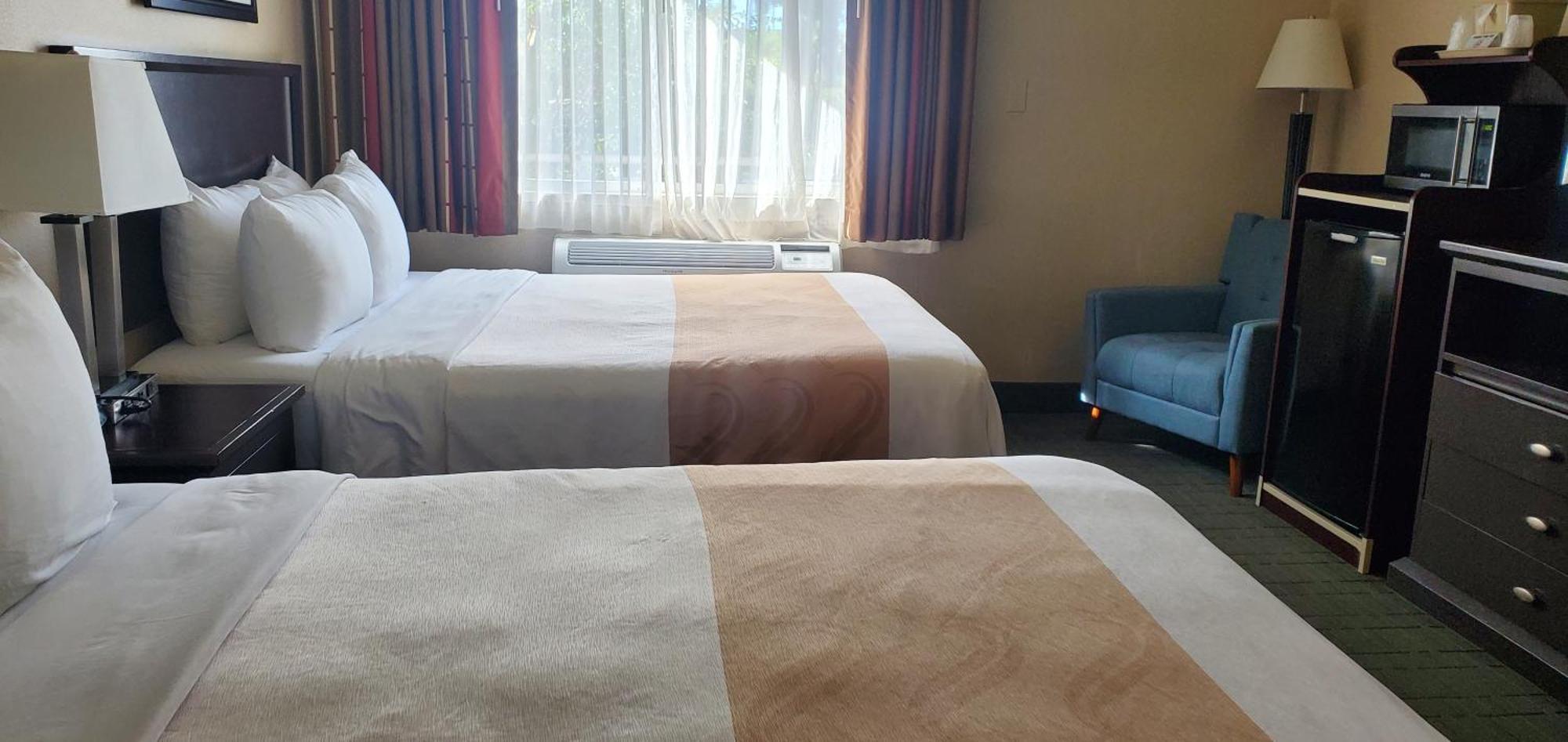 Quality Inn & Suites Anaheim At The Park Exterior foto